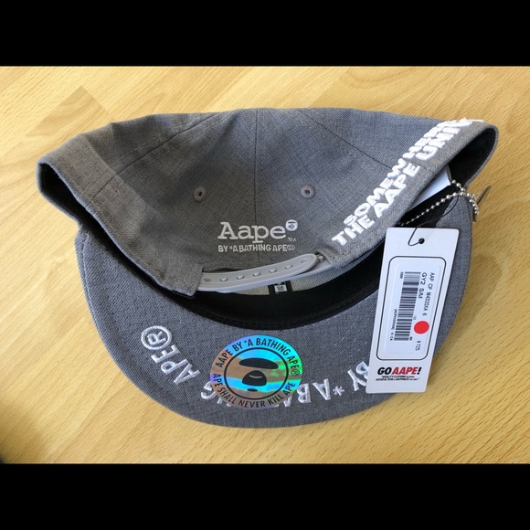 Bathing Aape silver cap - Picture 2 of 2